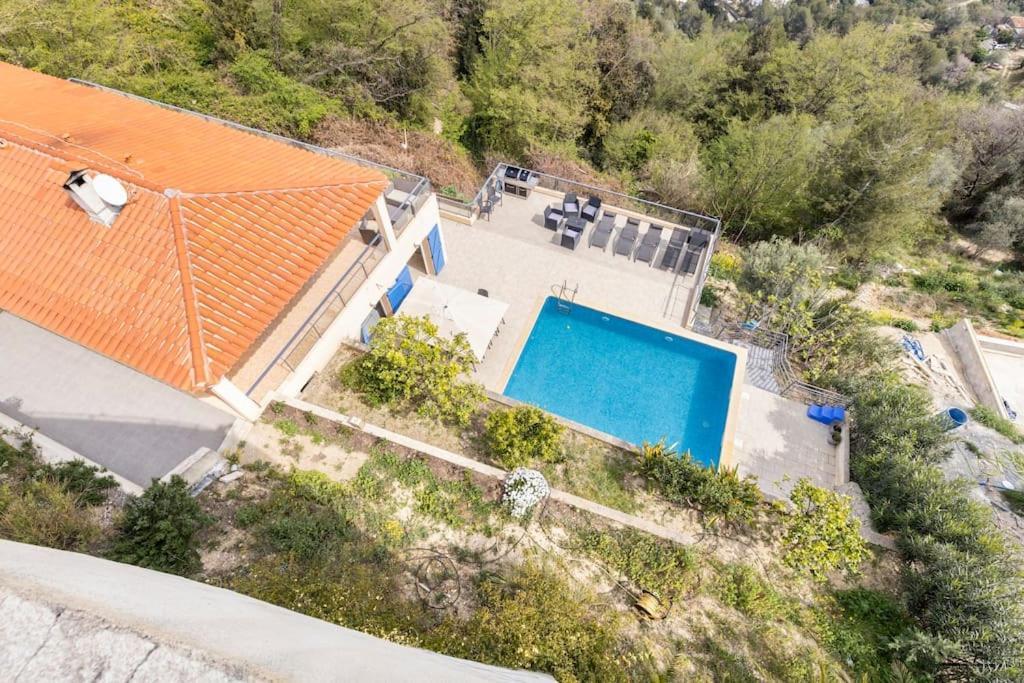 Villa Spacieuse Nicoise Au Calme Avec Piscine Nizza